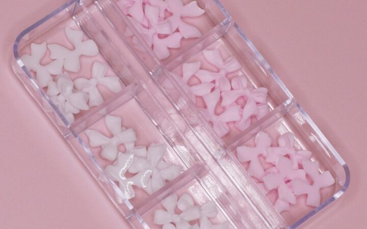 Resin Bow Nail Charms: 30 White & Pink Bows — Feature Review